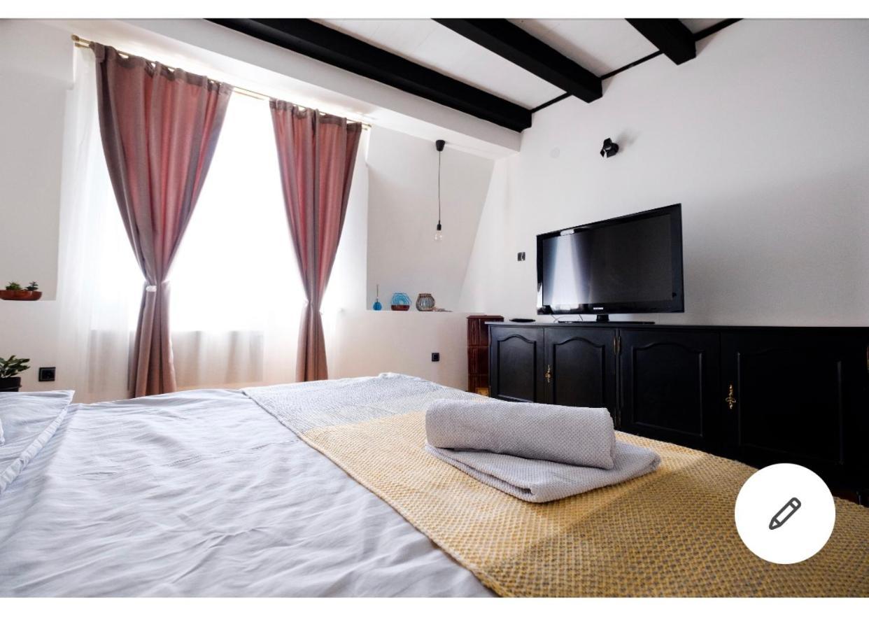 Apartamento Svetogorska Tri Belgrado Exterior foto